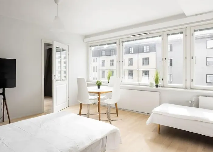 Modern One Bedroom For Six In Kallio